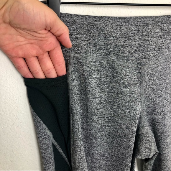 Lucy Power Train Pocket Heathered Leggings - Picture 5 of 11